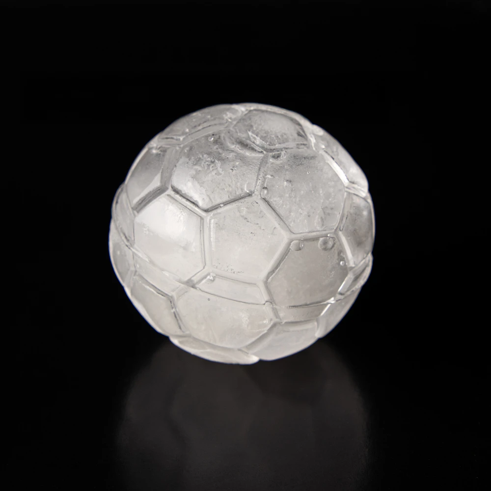Froster Bohemia Gifts Viskio ir futbolo fano rinkinys: taurė ir ledo formelės
