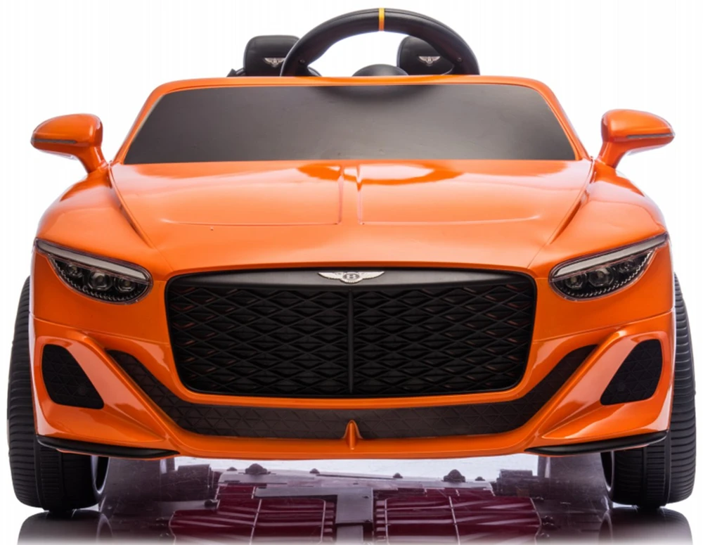 Kabrioletas Bentley Batur, oranžinis