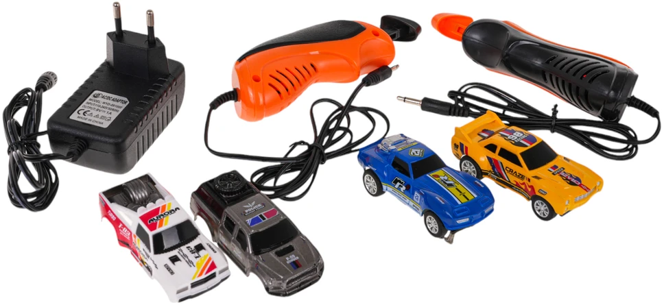 Lenktynių trasa TRACK MASTER su apšvietimu ir priedais 615 cm