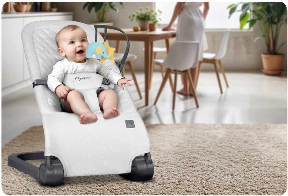 Nukido supama kėdė su žaislais - smėlio spalvos, NK-52