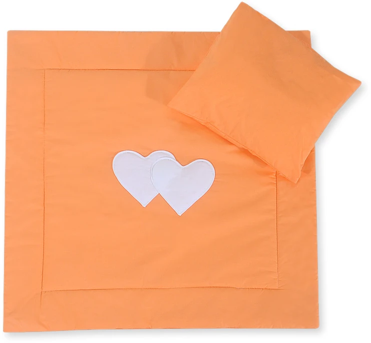 Patalynės komplektas su antklode ir pagalve Pram Hearts – jaukumui ir saldžiam miegui mažyliui.