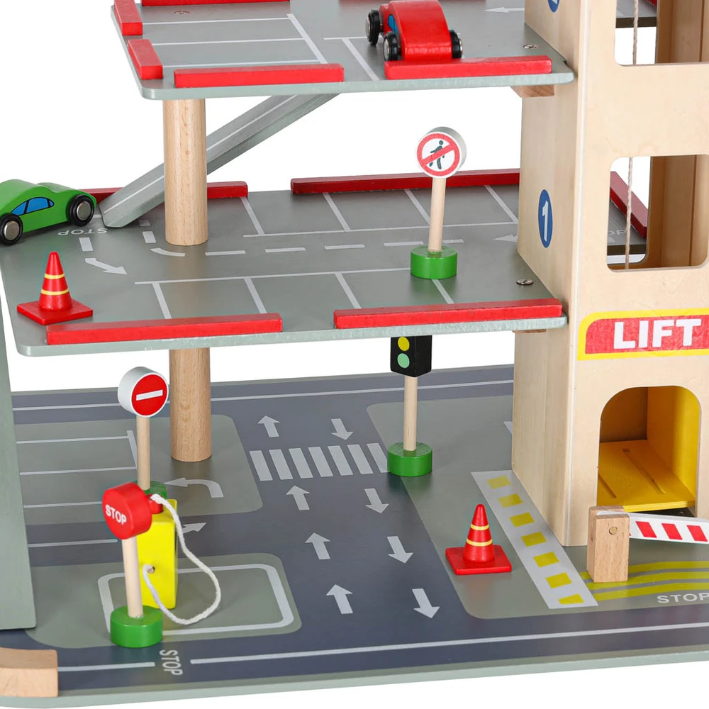 LULILO medinė automobilių stovėjimo aikštelė BENINO dviaukštis miesto garažas