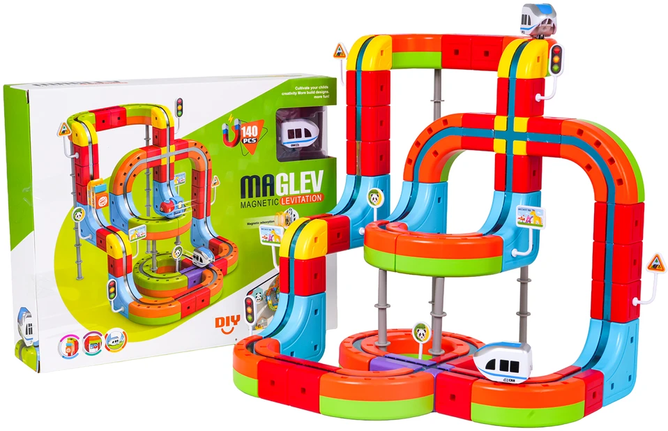 Magnetinis spalvotas traukinys 140 vnt