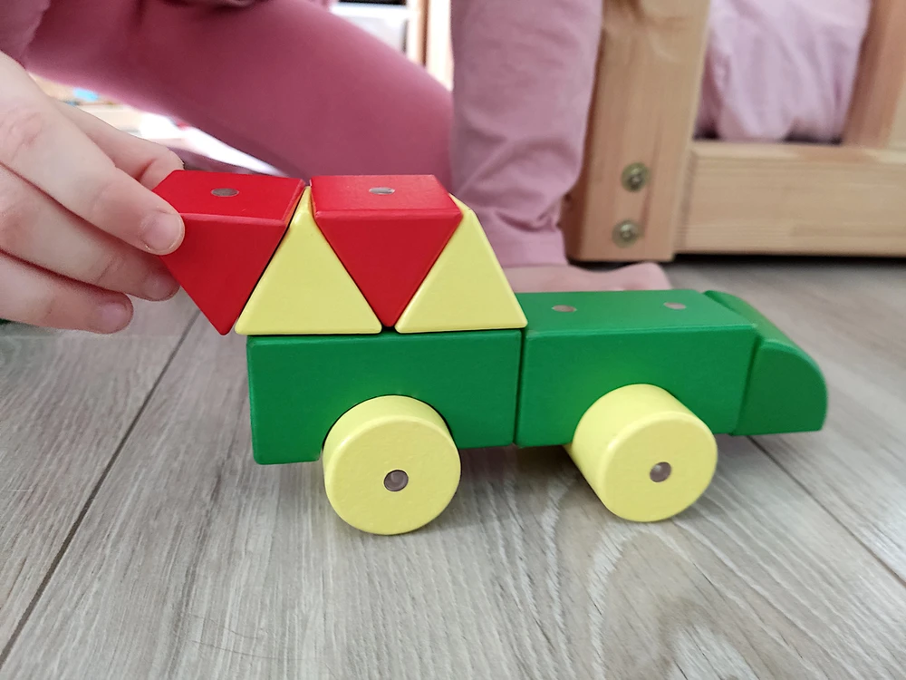 WABI medinės magnetinės kaladėlės 20 vnt.