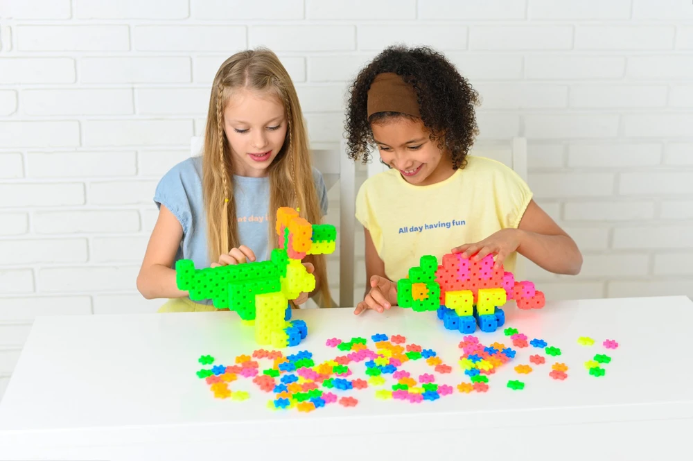 Meli Neon Basic 1200 dalių edukaciniai konstruktoriaus kaladėlės vaikams nuo 3 metų, neoninės spalvos