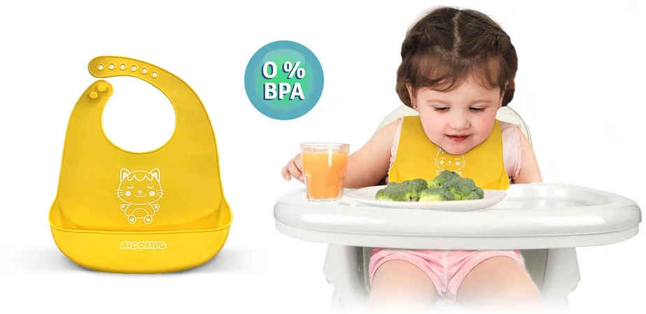 Milo Ricokids pilka maitinimo kėdutė su staliuku ir seilinuku