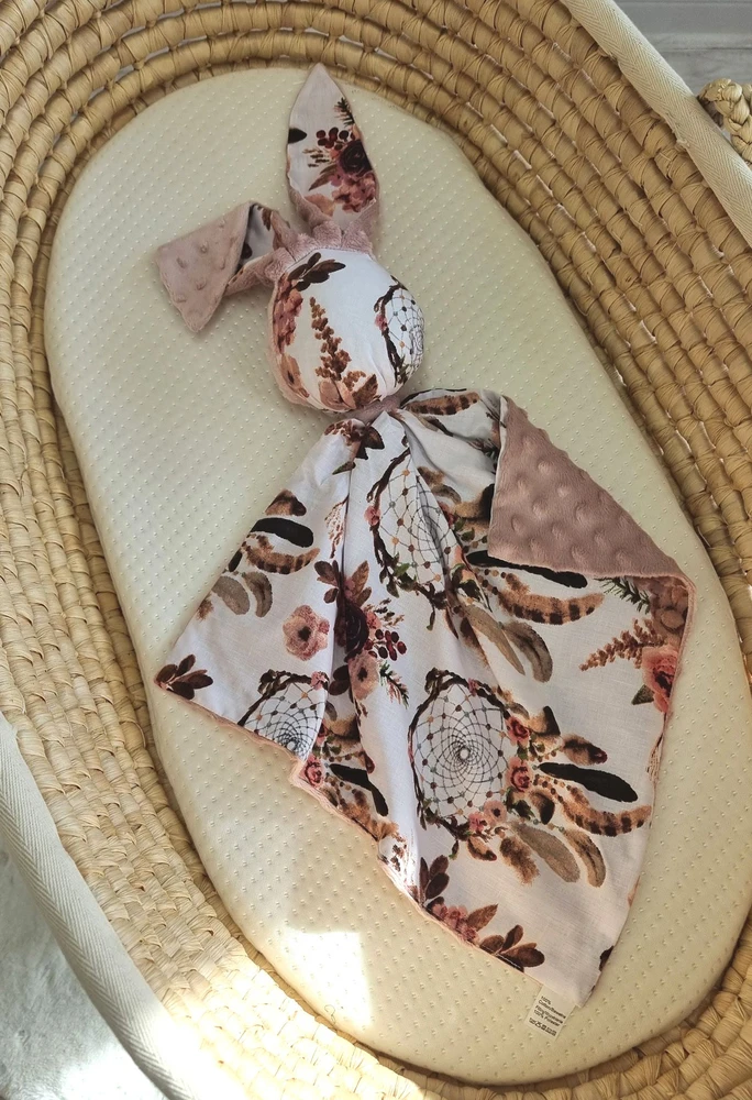 Minkštas dvipusis žaislas kūdikiui, medvilnė ir minky, rožinis gėlių raštas
