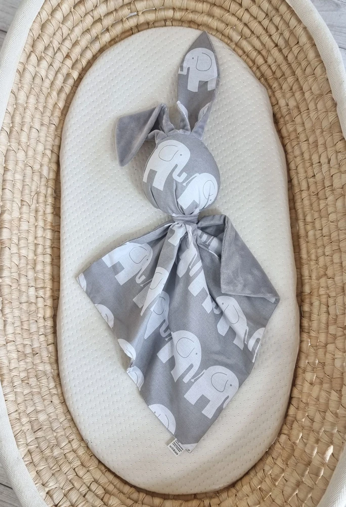 Minkštas dvipusis žaislas kūdikiui, medvilnė ir minky, pilkas su drambliukais