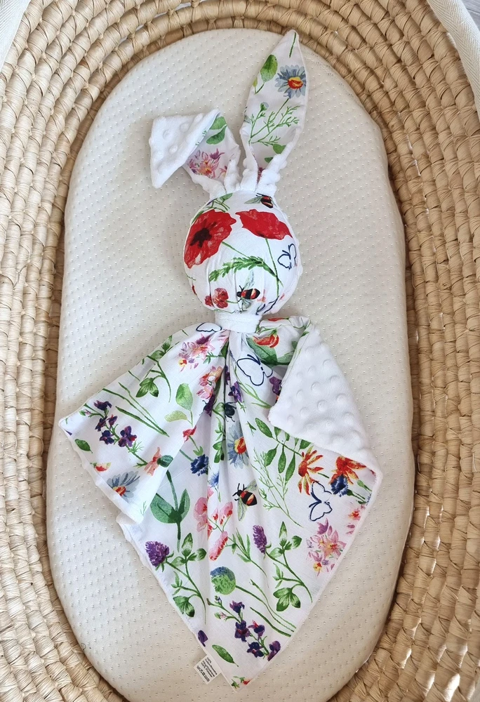 Minkštas žaislas kūdikiui kiškutis, dvisluoksnis medvilnė ir minky, balta