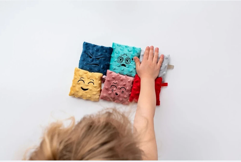 Mom's Care Mamos priežiūros sensoriniai maišeliai „Emocijos“ ZA4488