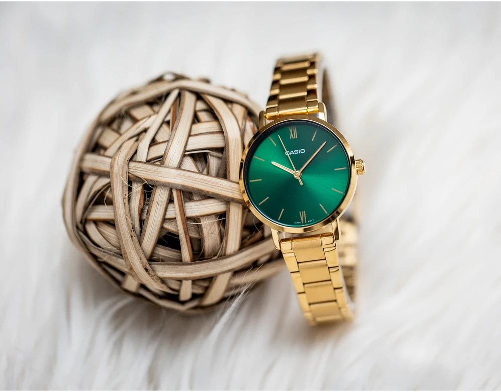 Laikrodis moterims CASIO LTP-VT02G-3A KLASYKA + dėžutė