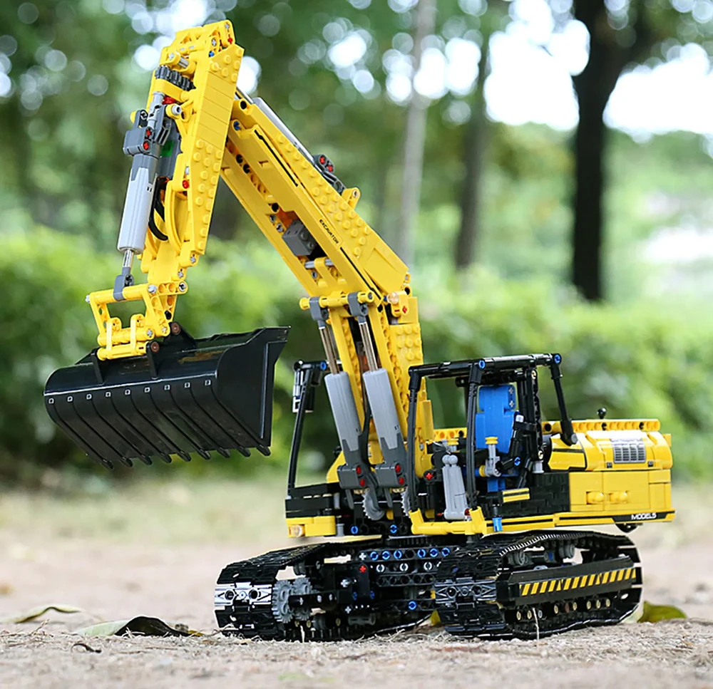Ramiz Konstruktorius Ekskavatorius 2169 el.