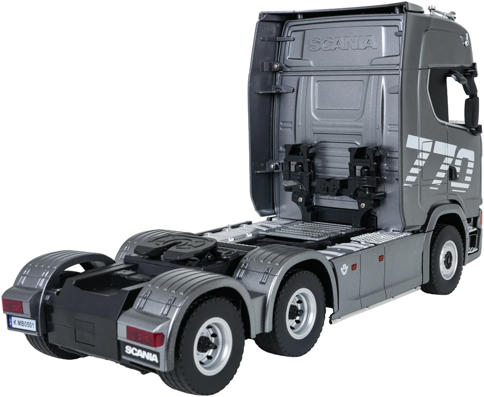 Nuotoliniu būdu valdomas SCANIA 770S sunkvežimis 1:18 pilkas