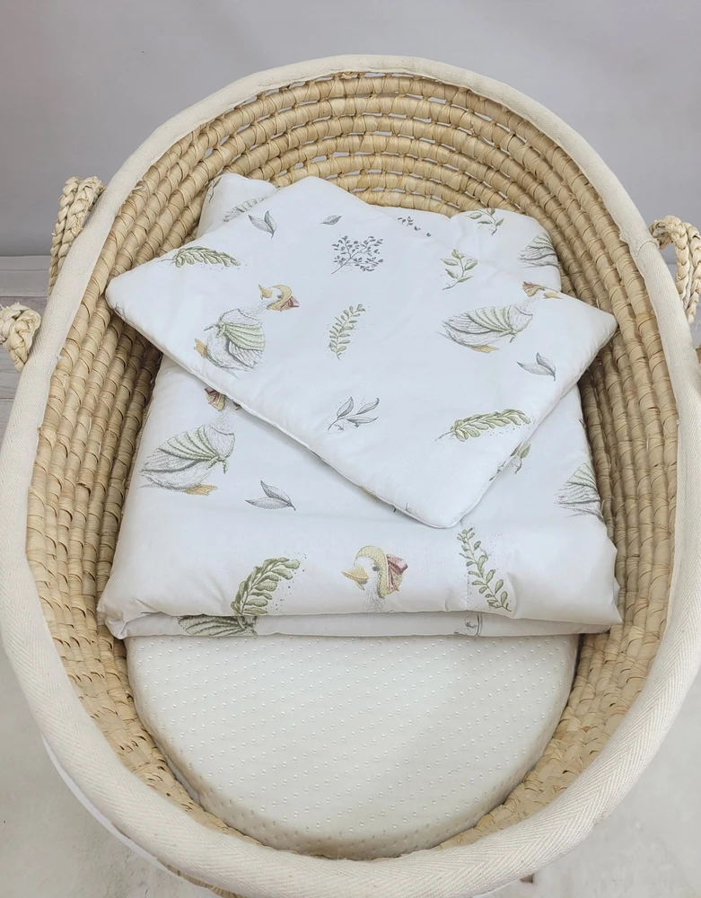 Bobono Kūdikio patalynės komplektas su žąselėmis 75x100 cm iš medvilnės NEWBORN