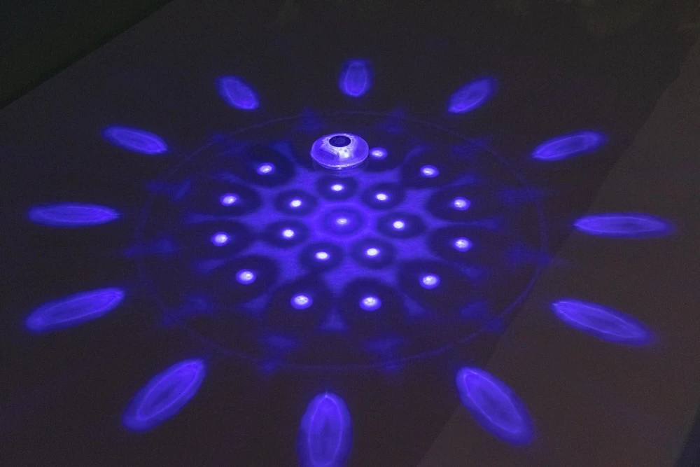BESTWAY LED baseino apšvietimas