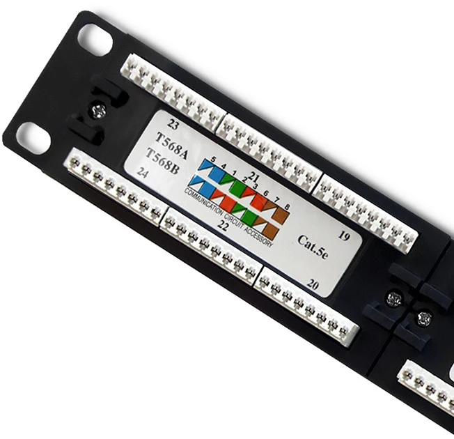QOLTEC 54475 Patch panel RACK 24 jungtys kat.5E UTP Juodas