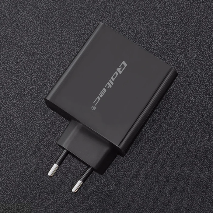 QOLTEC 51716 Įkroviklis 63W 5-20V 1.5-3A USB tipas C PD USB QC 3.0 Juodas