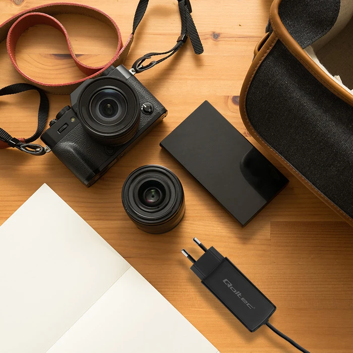 „Qoltec 52419“ 65 W „GaN“ itin greitas įkroviklis | 5–20 V | 3–3,25 A | USB-C 3.1