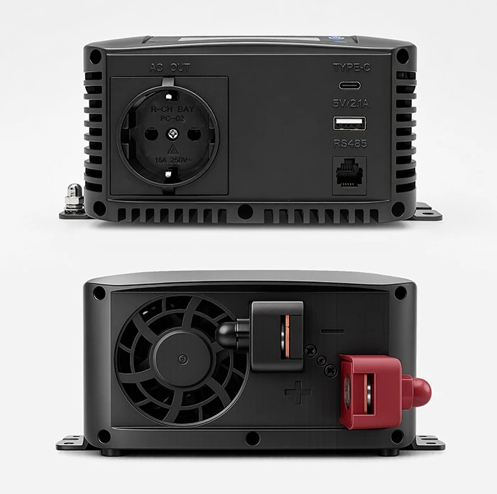 Qoltec Pure Sine Wave | 12V na 230V | 300/600W
