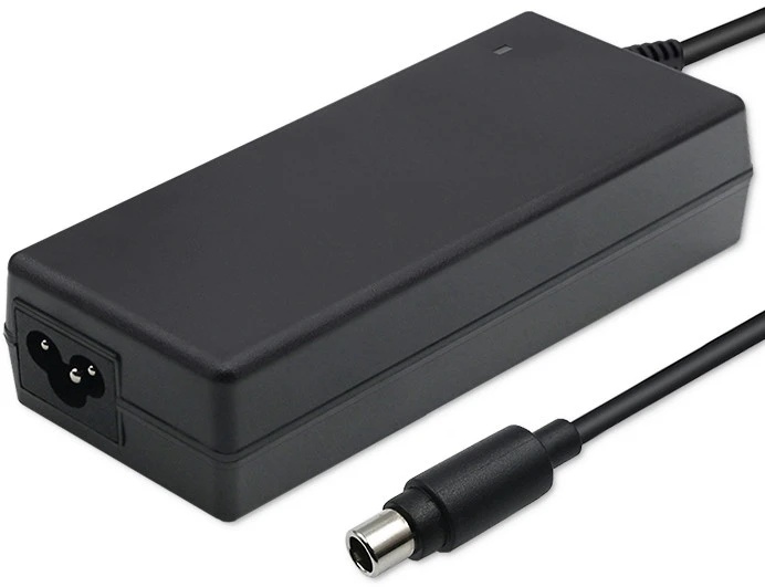 QOLTEC 51768 Maitinimo blokas Qoltec skirtas Xiaomi Mi elektriniam paspirtukui 84W 42V 2A 8.0*8.0+pin