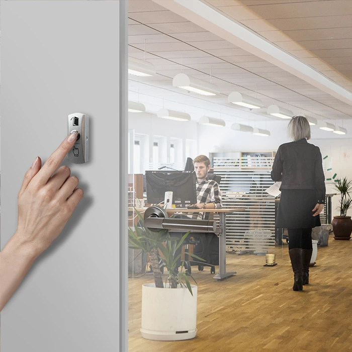 QOLTEC 52451 išėjimo mygtukas su LED foniniu apšvietimu