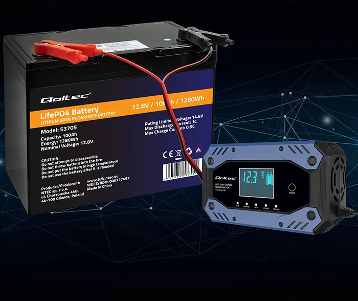 Qoltec 52482 vehicle battery charger 12/24 V Juodas, Mėlyna