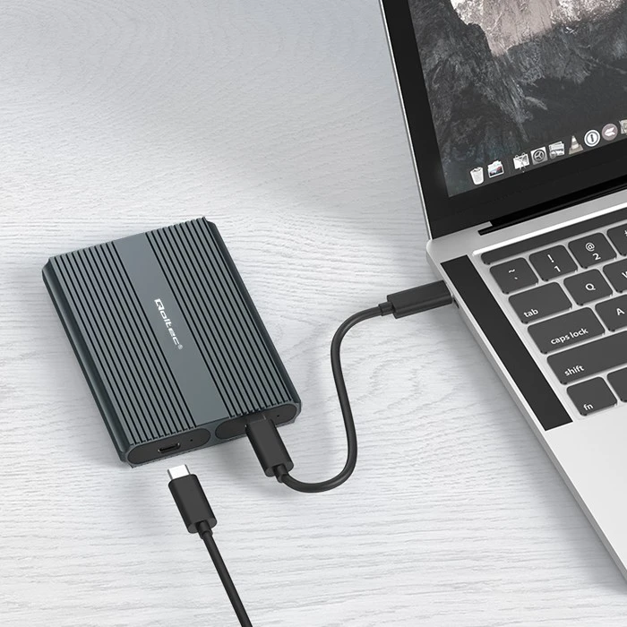 Qoltec korpusas M.2 SSD SATA NVMe USB-C DUAL 2 x 2TB