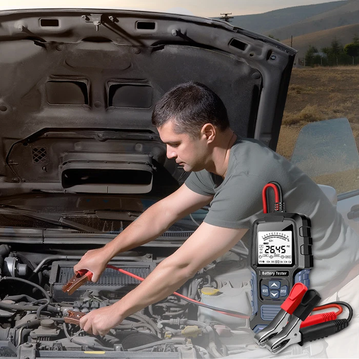 Qoltec Skaitmeninis testeris su wyświetlaczem LCD | 12V | 24V | 3Ah-250Ah