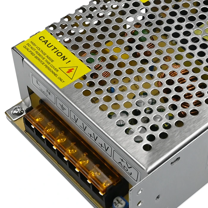 QOLTEC 50929 Qoltec Impulse maitinimo šaltinis | IP20 | 110V-220V | 200W | 12V | 16.6A