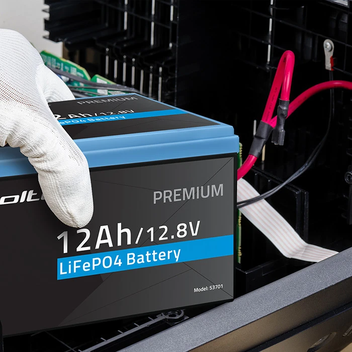 QOLTEC 53701 LiFePO4 ličio geležies fosfato baterija / 12,8V / 12Ah / 153,6Wh / BMS