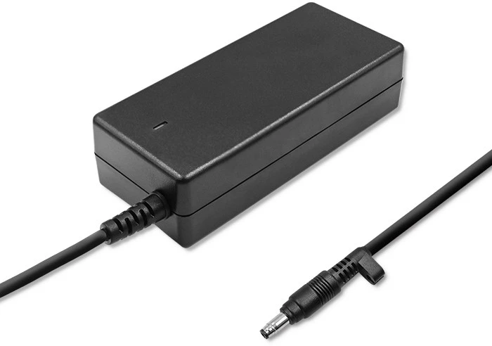 QOLTEC 51500 Nešiojamas kompiuteris kintamosios srovės adapteris Qoltec HP Compaq 90W 19V 4.74A (4.2+4.8) 1.7