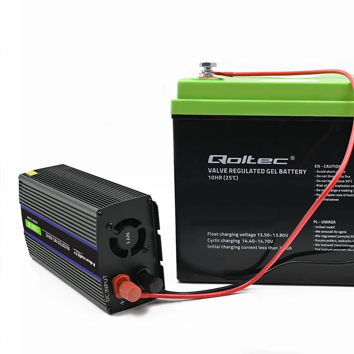 QOLTEC 51925 Monolitinis įtampos keitiklis 1200 MS Wave / 12V iki 230V / 600/1200W / USB