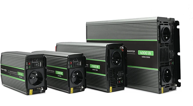 QOLTEC 51936 grynos sinusinės bangos keitiklis, monolitinis / 300 W / 600 W / 24 V–230 V
