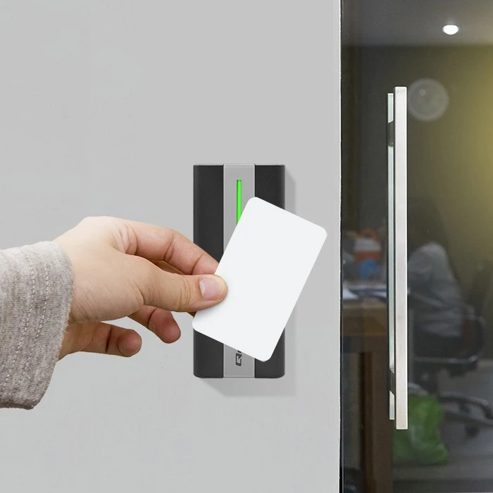 Qoltec RFID kortelių ir raktų pakabukų skaitytuvas EM Mifare ABS