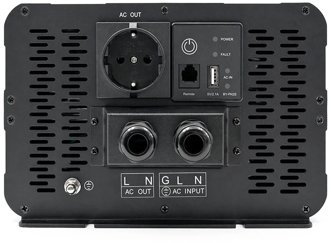 Qoltec Pure Sine Wave | 12V na 230V | 4000/8000W | UPS BYPASS