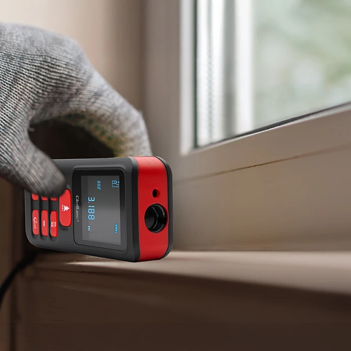 „Qoltec Precision“ skaitmeninis lazerinis atstumo matuoklis su elektroniniu nivelyru | su LCD ekranu | 120 m