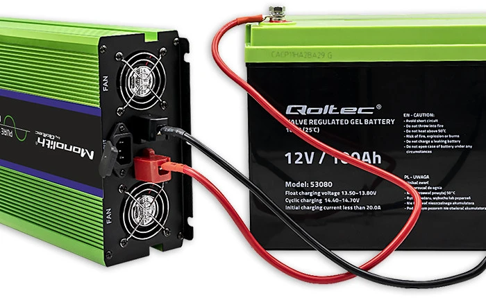QOLTEC 51943 grynos sinusinės bangos keitiklis, monolitas / akumuliatoriaus įkroviklis / UPS / 4000 W / 2000 W / 12 V iki 230 V / LCD