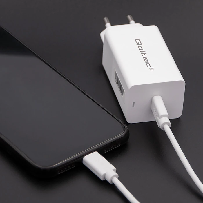 QOLTEC 52346 USB 2.0 kabelis C tipo kištukas USB 2.0 C tipo kištukas 2m Baltas