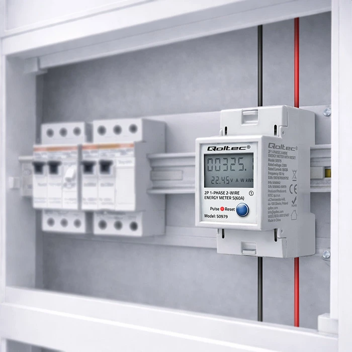 „Qoltec“ vienfazis elektroninis energijos suvartojimo skaitiklis, montuojamas ant DIN bėgelio | ATSTATYMAS | periodinis ir nuolatinis skaitiklis | 230 V | 60 A | LCD | LED | 2P