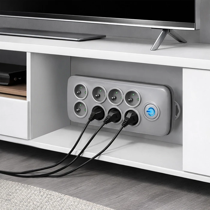 QOLTEC 50162 Apsaugos nuo viršįtampių Quick Switch 8 lizdai pilka 2,5m