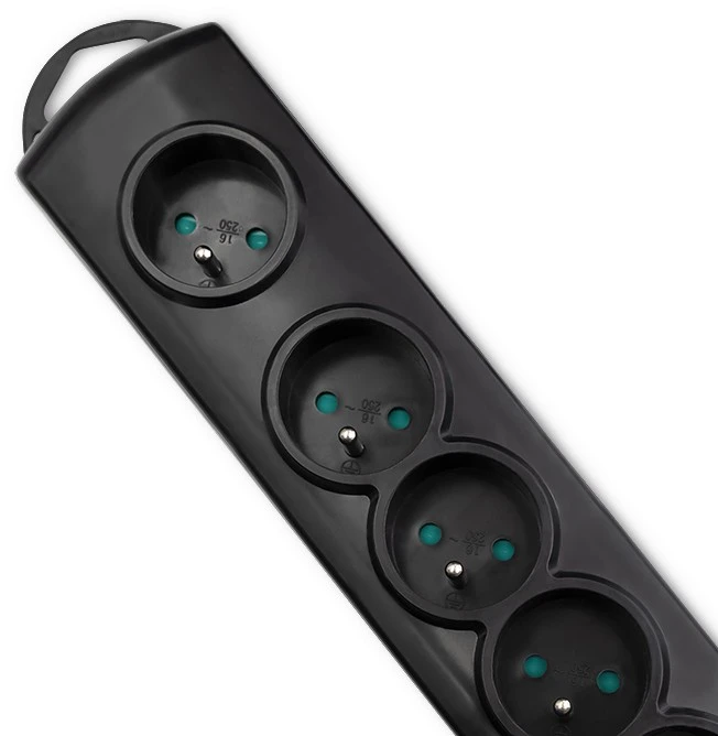 QOLTEC Apsauga nuo viršįtampių su Foot Quick Switch 7 lizdais 1,5 m