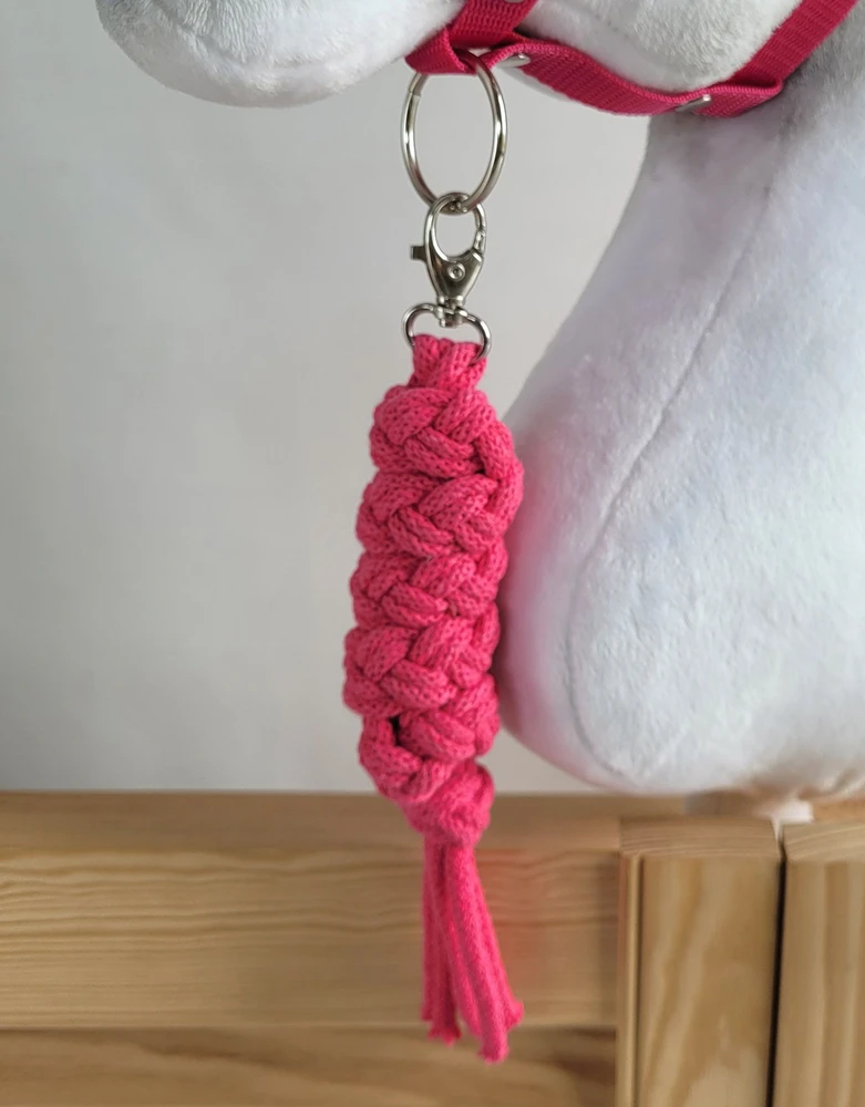 Super Hobby Horse Hobby Horse pakinktų rinkinys su virve – tamsiai rožinis