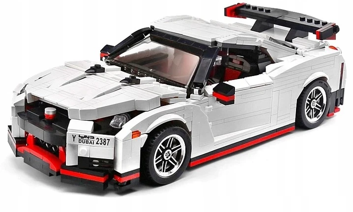 Ramiz Konstruktorius Baltas automobilis, 1034 el.