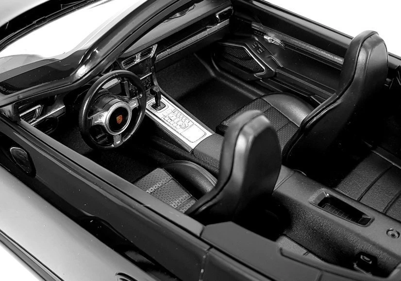 Nuotoliniu būdu valdomas automobilis Porsche 911 Carrera S Rastar 1:12 Juodas