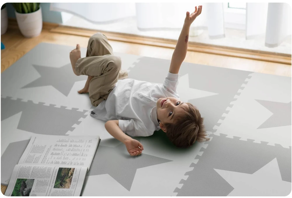 Ricokids Didelis putplasčio dėlionės kilimėlis, putplasčio šachmatų lentos raštas, 180x180 cm, 9 vnt. - žvaigždutės