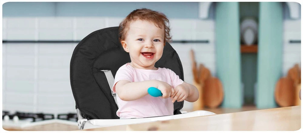 R Kids Vaikiška valgomojo kėdutė Ricokids, juoda/balta