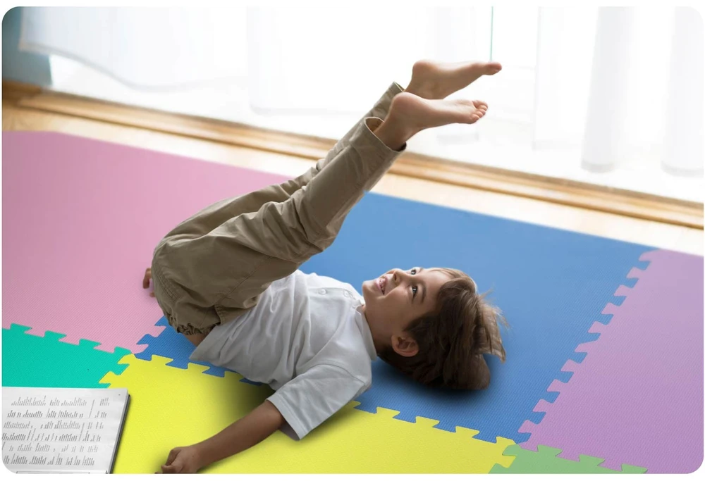 Ricokids Dėlionių kilimėlis iš putplasčio, 180x180 cm, 9 vnt., įvairiaspalvis