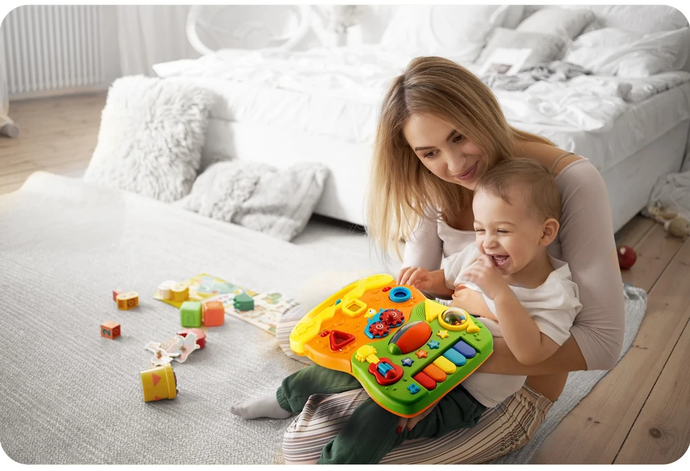 Ricokids RK-744 baltas edukacinis vaikščiojimo žaislas su muzika 2in1
