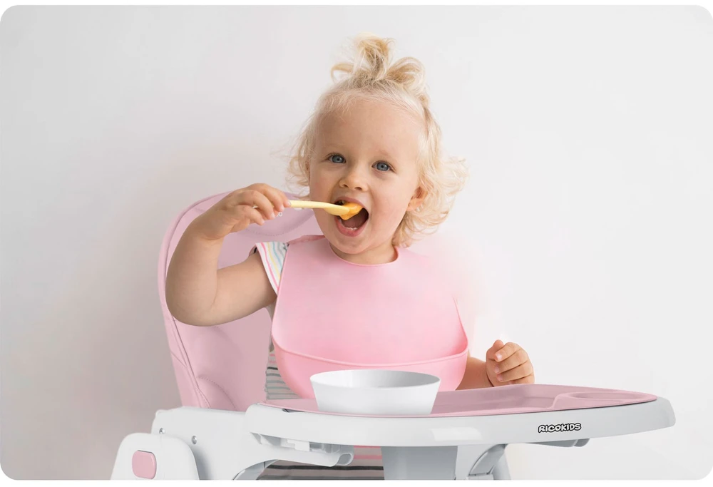 Ricokids Kūdikių maitinimo kėdutė, reguliuojamo aukščio, su nuimamu padėklu, rožinė aukšta kėdutė kūdikiams ir mažiems vaikams