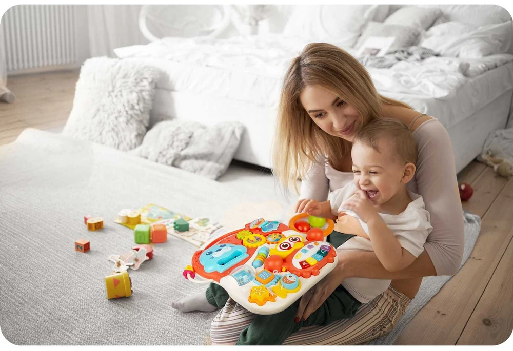 Ricokids Vaikiškas edukacinis staliukas 2in1 RK-810 baltai raudonas